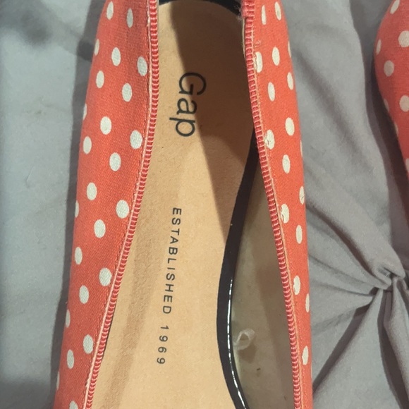 Gap flats size 8 - Picture 2 of 8